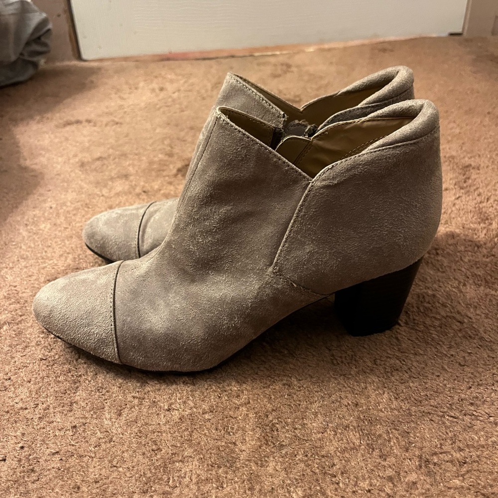 Naturalized Booty Heels
